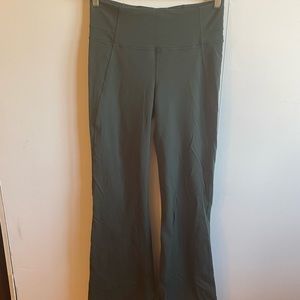 Lululemon bootcut leggings in Forest Green
